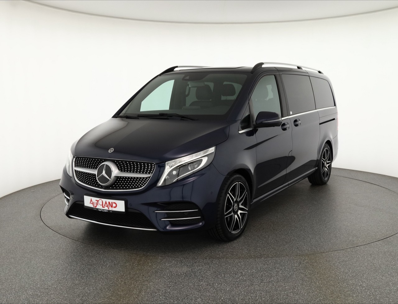Mercedes-Benz V-Klasse V300 d lang AMG Line