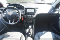Peugeot 2008 1.2 PureTech Crossway