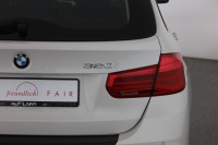 BMW 320 i Touring Advantage