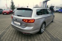 VW Passat Variant 2.0 TSI DSG R-Line