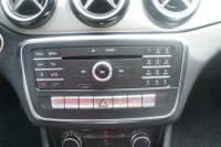 Mercedes-Benz CLA 200 AMG Line