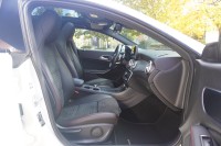 Mercedes-Benz Shooting Brake CLA 180 AMG Line 7G-DCT