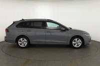 VW Golf VIII Variant 1.5 eTSI DSG Life