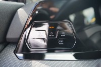VW Golf VIII Variant 1.5 TSI R-Line