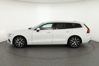 Vorschau: Volvo V60 V 60 T6 Plug-In-Hybrid Momentum Pro AWD