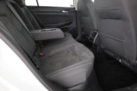 VW Golf VIII Variant 2.0 TDI DSG Style