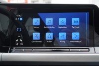 VW Golf VIII Variant 2.0 TDI Life DSG