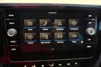 VW Passat Variant 2.0 TSI DSG R-Line