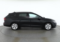 VW Golf VIII Variant 1.5 TSI DSG