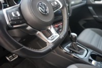 VW Touran 2.0 TDI R-Line