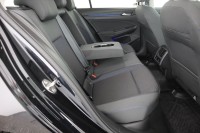 VW Golf VIII 1.0 United
