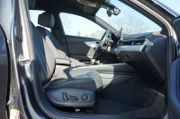 Audi A4 Avant 35 TFSI S line