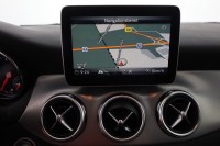 Mercedes-Benz GLA 180 Urban