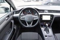VW Passat Variant 2.0 TDI DSG R-Line