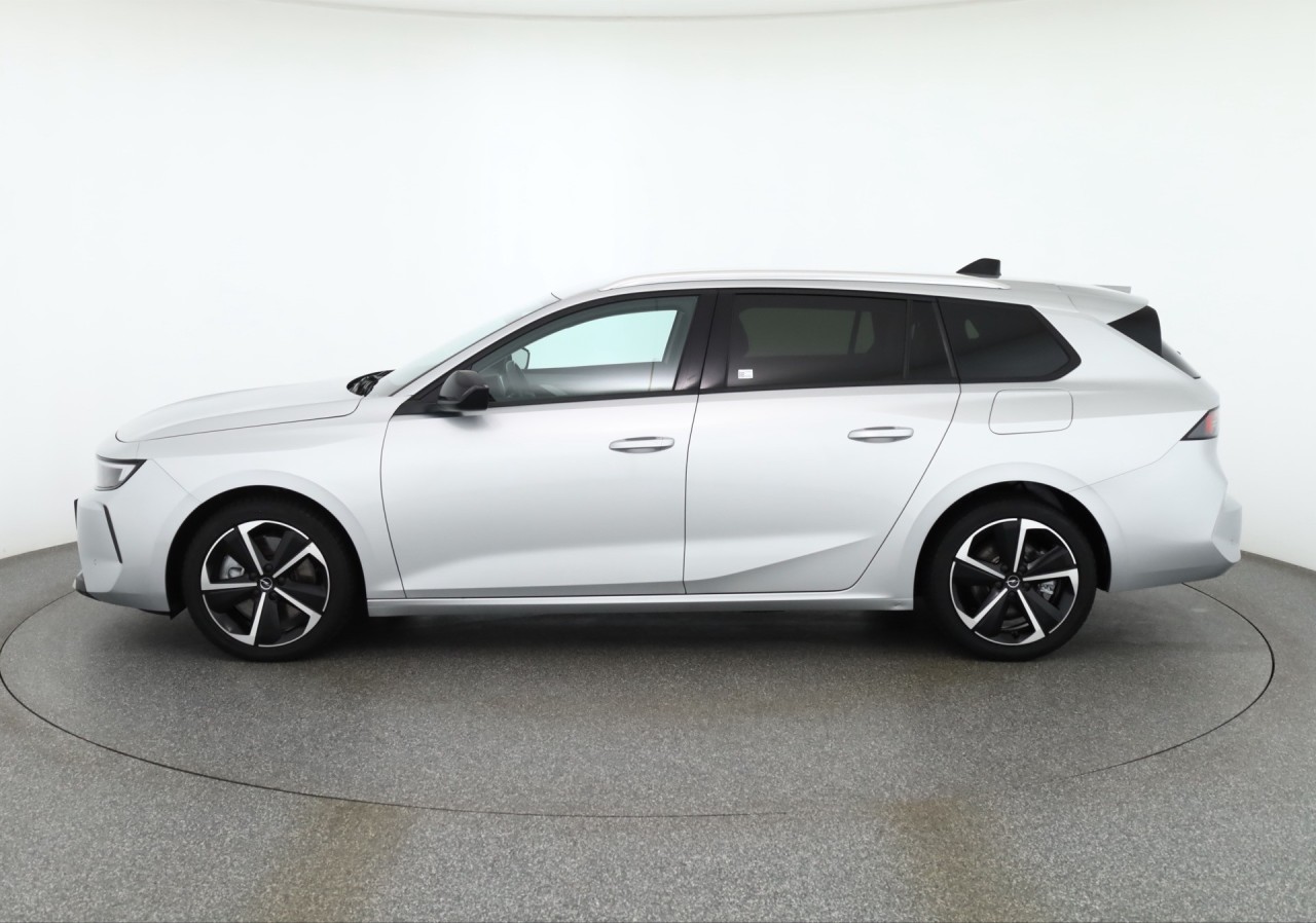 Opel Astra L ST 1.6 Turbo Elegance
