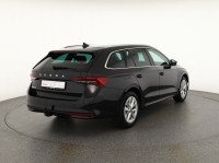 Skoda Octavia Combi 1.5 eTSI DSG