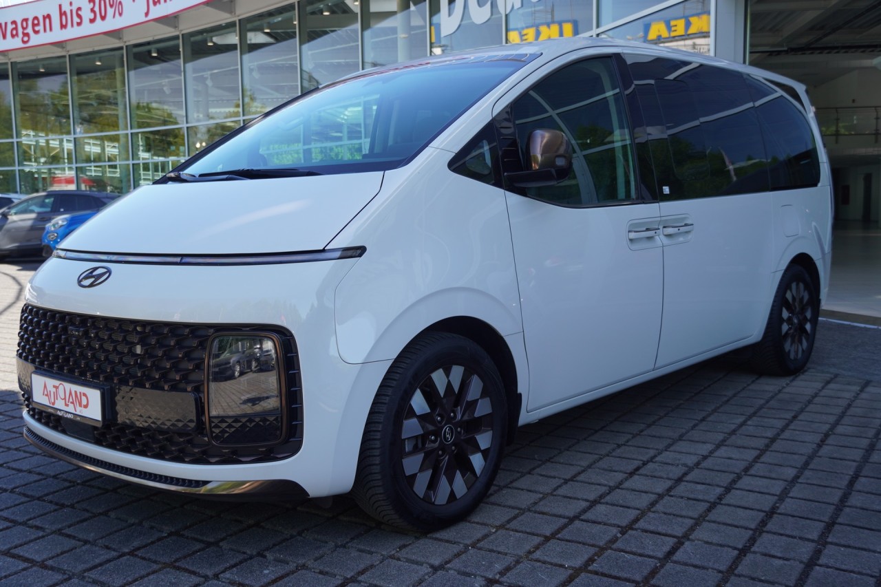 Hyundai Staria 2.2 T-GDI Signature