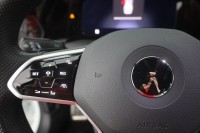 VW Golf VIII Variant 2.0 TDI DSG 2x R-Line