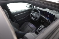 VW Golf VIII Variant 2.0 TDI R-Line DSG