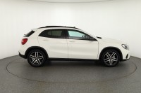 Mercedes-Benz GLA 200 Urban