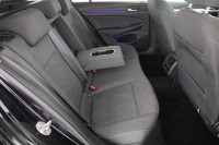 VW Golf VIII Variant 1.5 eTSI DSG
