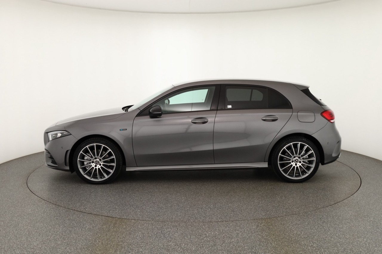 Mercedes-Benz A 250 A250 e AMG Line