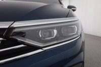 VW Passat Variant 2.0 TDI DSG 2x R-Line 4Matic