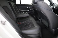 BMW 3 330i M-Sport Touring Aut.