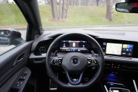 VW Golf VIII Variant 2.0 R 4Motion