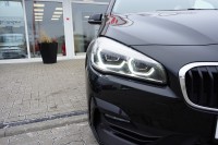 BMW 218 i Advantage