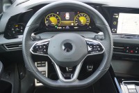 VW Golf VIII Variant 2.0 R-Line DSG