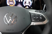 VW Golf VIII Variant 1.5eTSI DSG