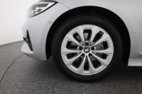 BMW 320 d Touring Advantage