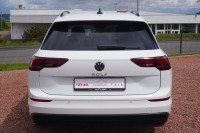 VW Golf VIII Variant 1.5 TSI