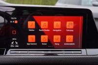 VW Golf VIII 2.0 TDI R-Line