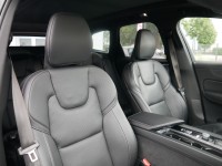 Volvo XC 60 XC60 2.0 R Design Expression Plug-In