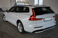 Volvo V60 Kombi 2.0 M-Hybrid Plus Dark