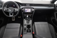VW Passat Variant 2.0 TSI DSG R-Line