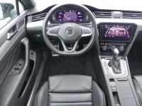 VW Passat Variant 2.0 R-Line 4Motion