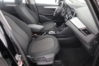 BMW 216 i Advantage