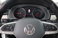 VW Passat Variant 2.0 TDI DSG Elegance