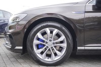 VW Passat Variant GTE