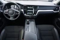 Volvo V60 V 60 B3 Momentum Core Geartronic