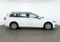 VW Passat Variant 2.0 TDI DSG Business