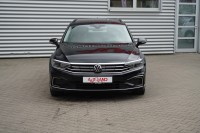 VW Passat Variant GTE