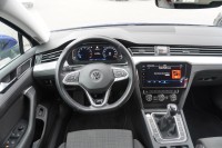 VW Passat Variant 1.5 TSI R-Line