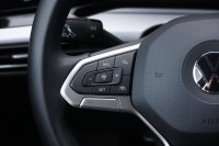 VW Golf VIII Variant 1.0 Life