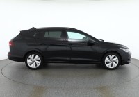 VW Golf VIII Variant 1.5 TSI DSG