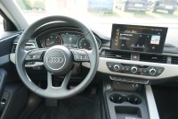 Audi A4 Avant 40 2.0 TDI advanced