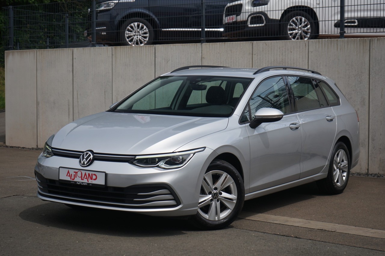 VW Golf VIII Variant 1.5 eTSI DSG